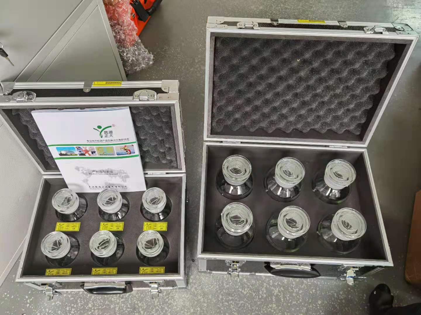 內(nèi)蒙古電科院采購我司變壓器油常見檢測(cè)項(xiàng)目用取樣箱一批